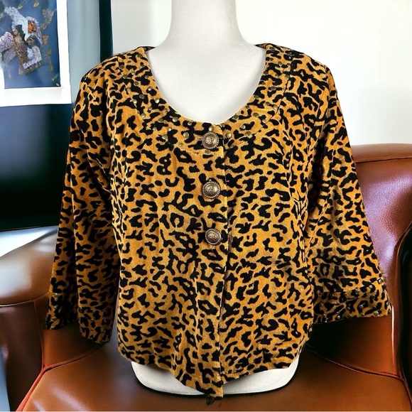 Monroe & Main Jackets & Blazers - NWT Monroe & Main Leopard Animal Print Cute Button Studded Coat Gold Black Large